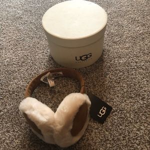 Ugg Earwarmers
